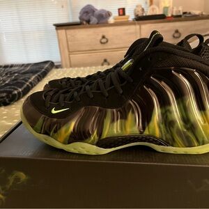 Nike Foamposite Paranorman Sz 9.5